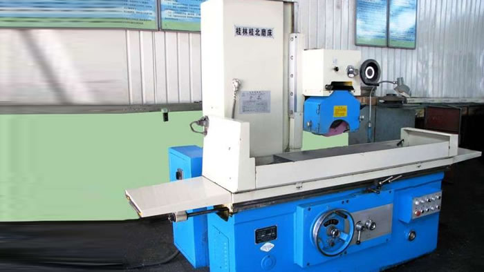 Grinding machine